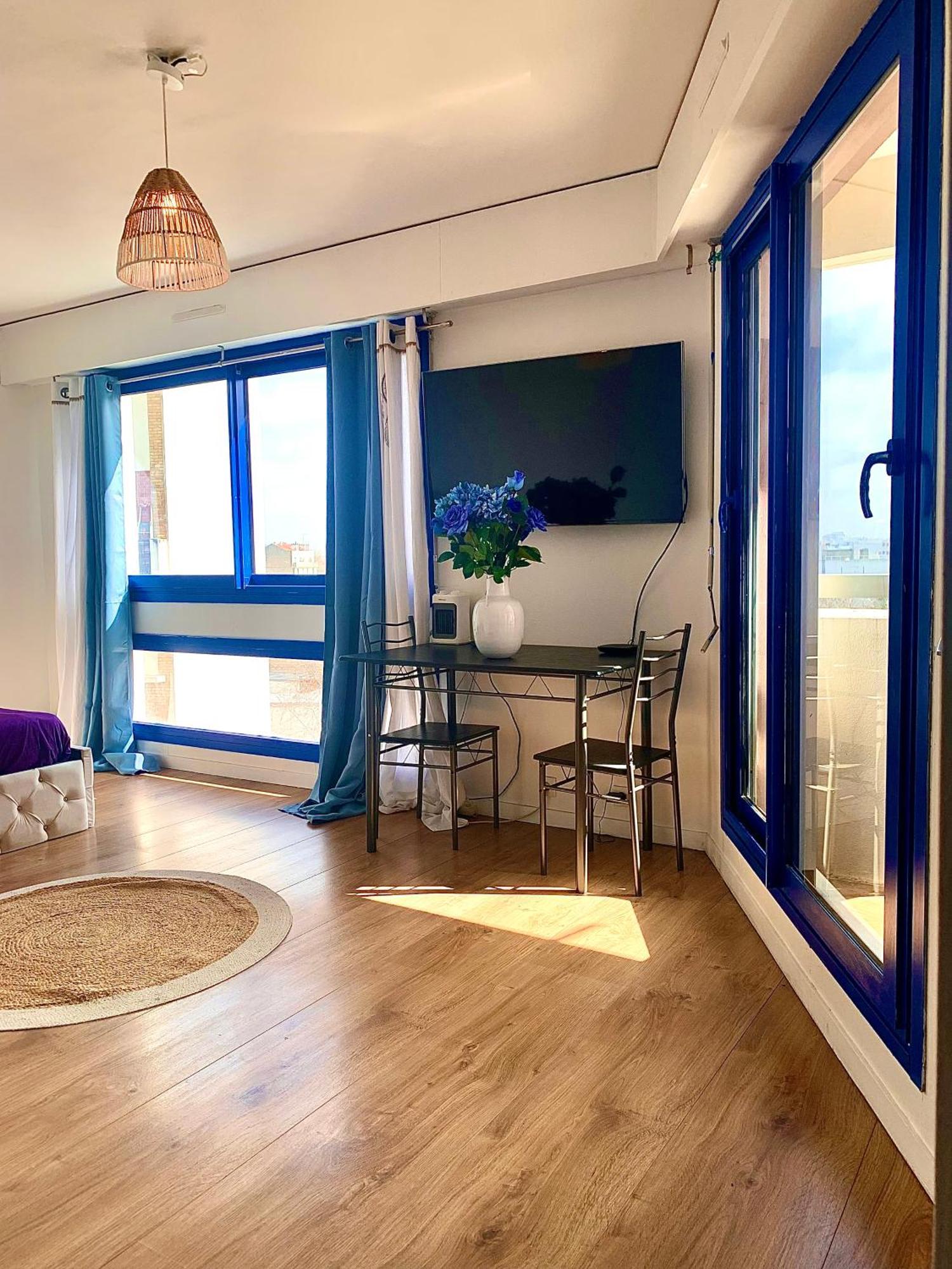 Paris La Defense - Santorin Apartment With Jacuzzi Courbevoie Exterior photo